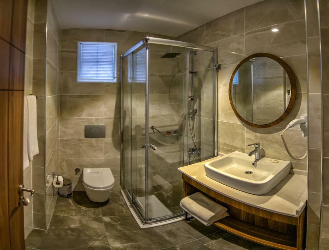 Ferah Suites Hotel ทรับซอน ภายนอก รูปภาพ