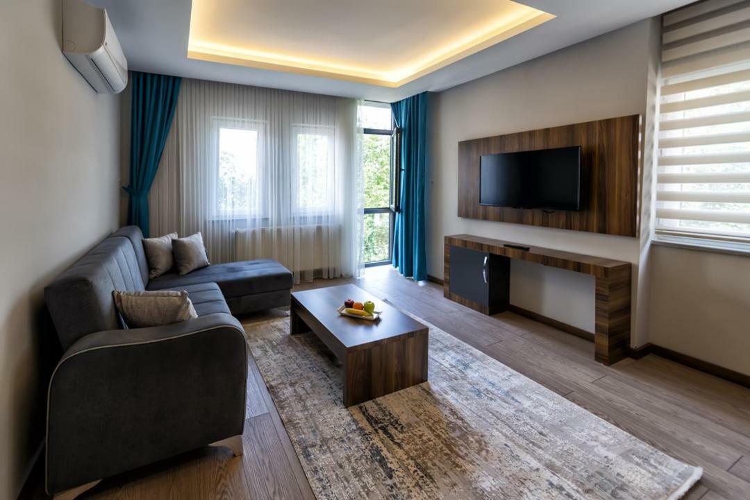 Ferah Suites Hotel ทรับซอน ภายนอก รูปภาพ